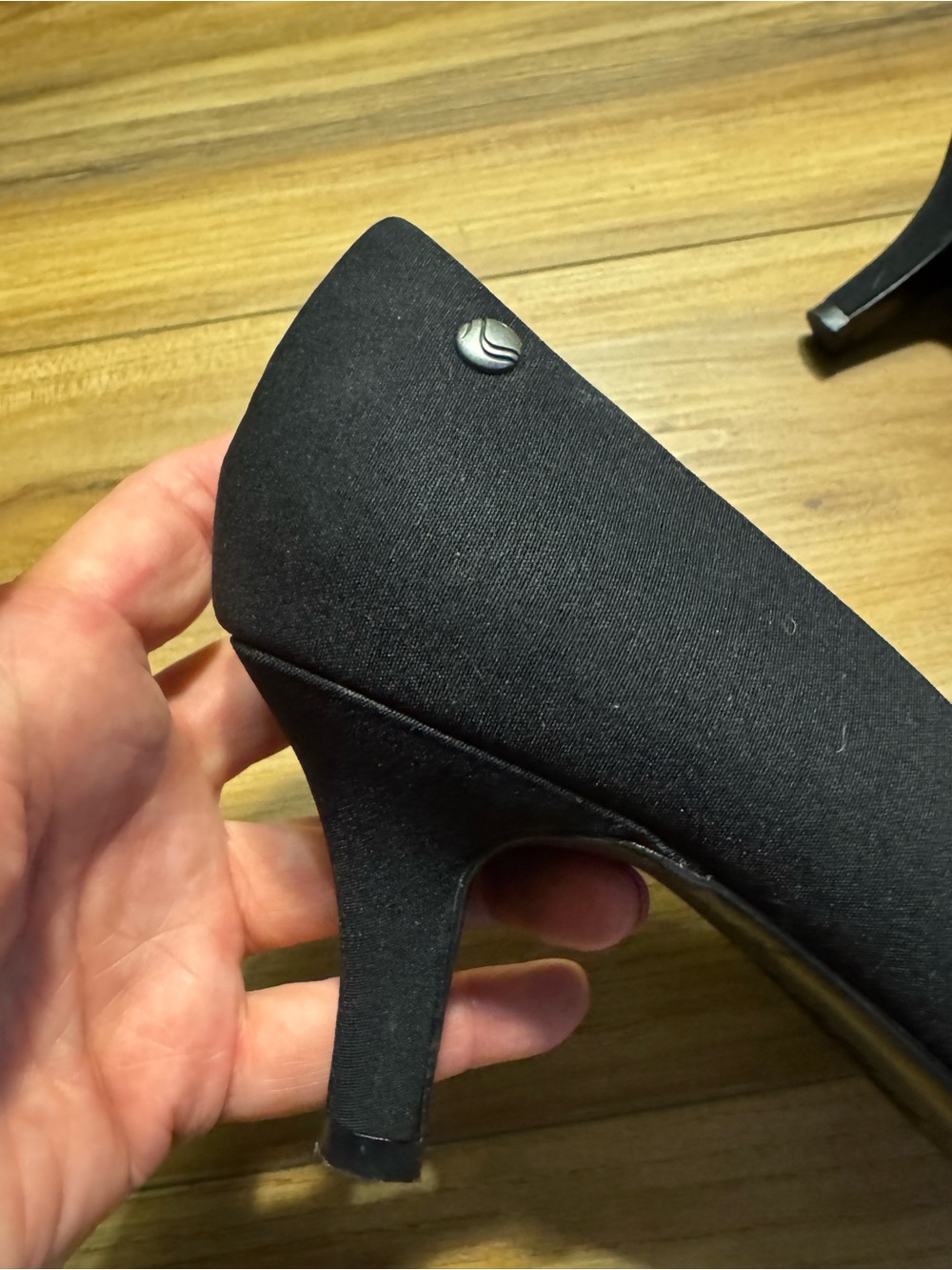 Life Stride Black Low Kitten Heel Dress Pumps - Picture 5 of 10